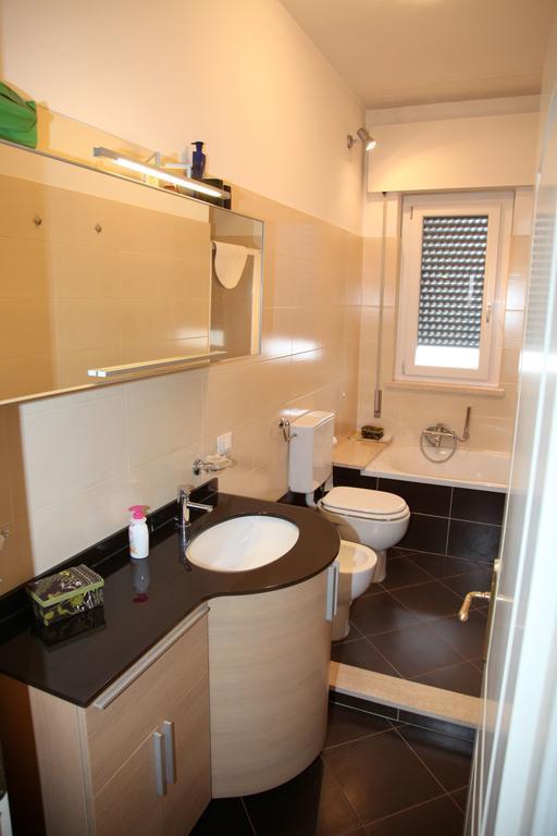 A Casa Di Simone A Viareggio Apartment Екстериор снимка
