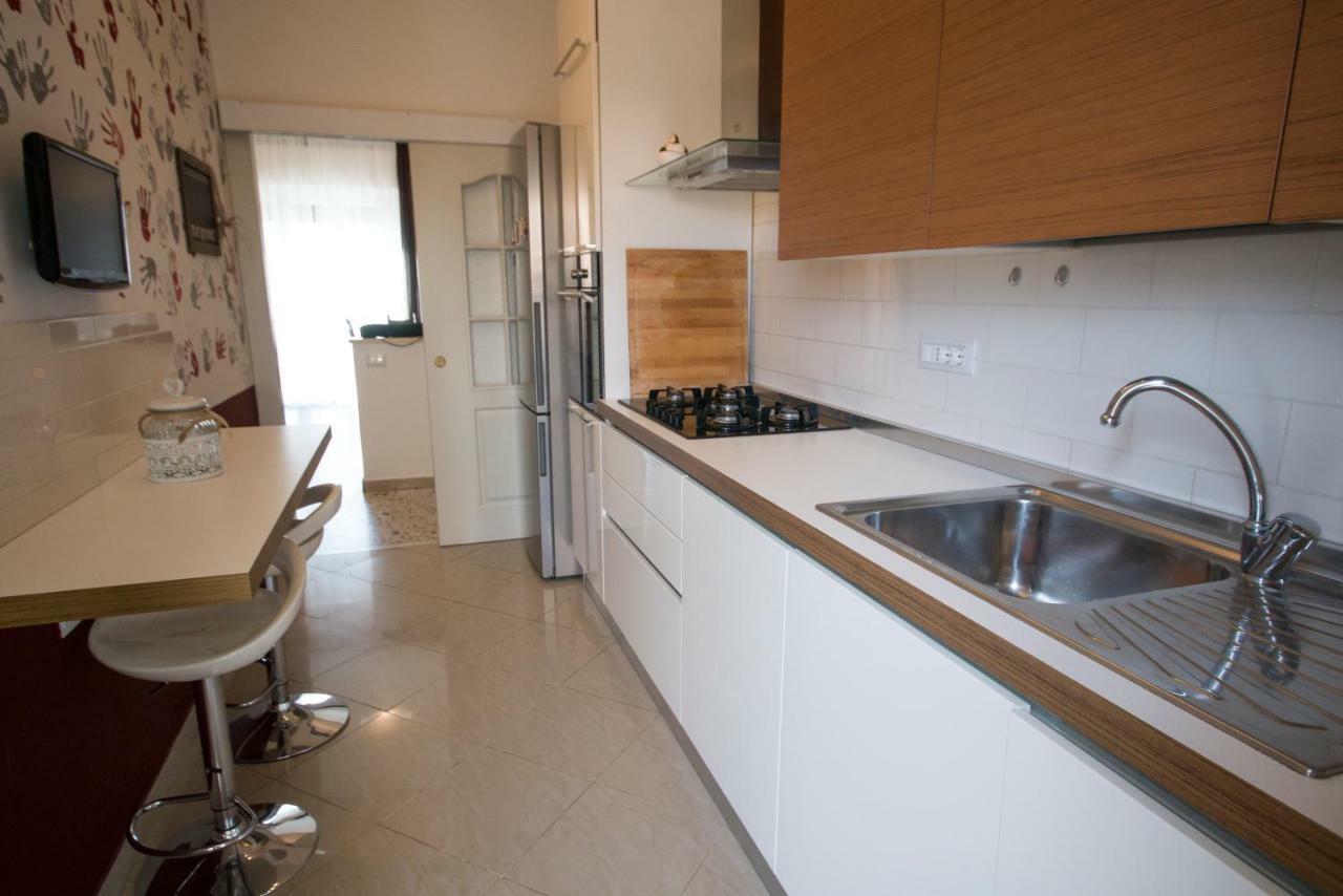 A Casa Di Simone A Viareggio Apartment Екстериор снимка