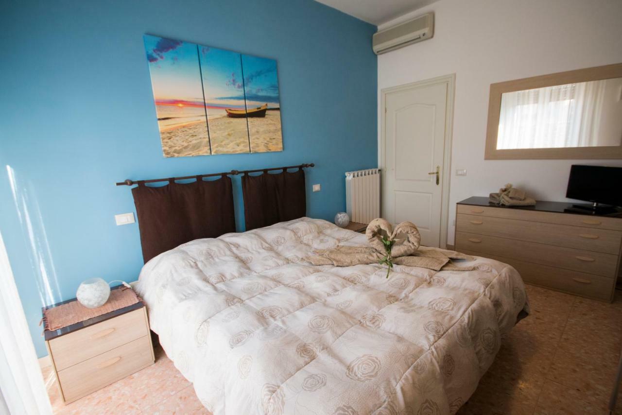 A Casa Di Simone A Viareggio Apartment Екстериор снимка