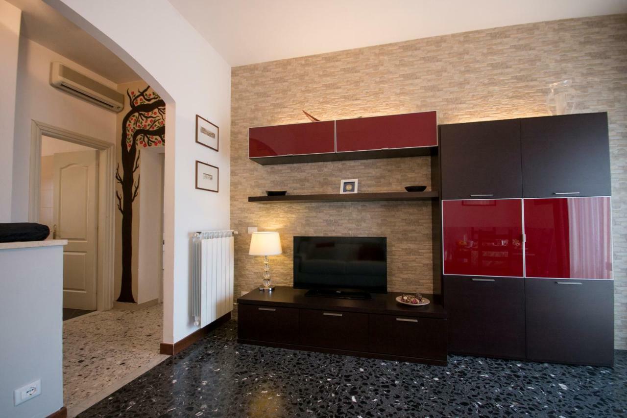A Casa Di Simone A Viareggio Apartment Екстериор снимка