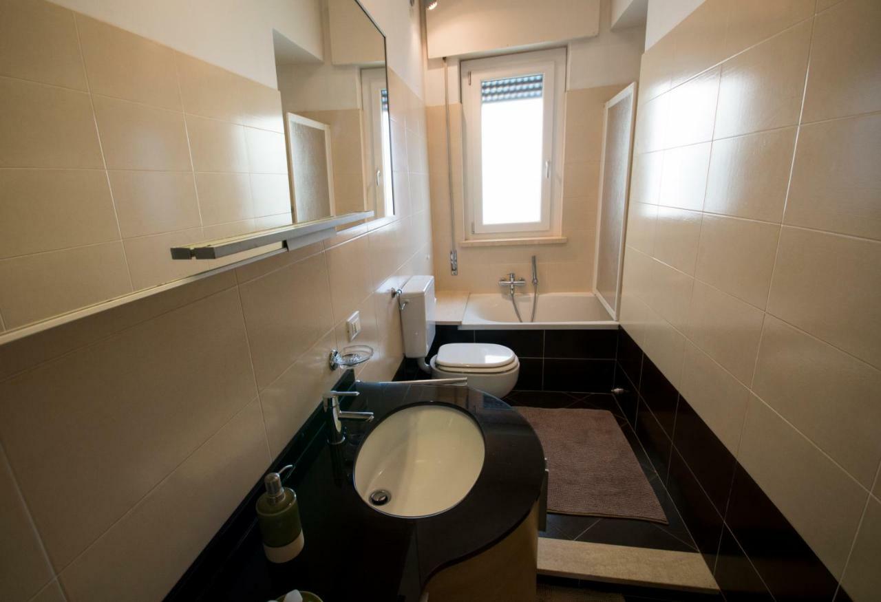 A Casa Di Simone A Viareggio Apartment Екстериор снимка